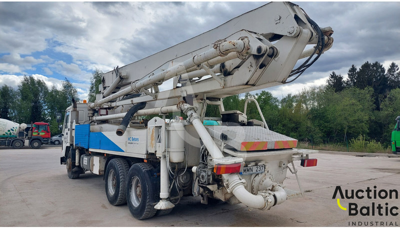 Volvo FL10 - Pompa beton stasioner: gambar 4 Volvo FL10 - Pompa beton stasioner: gambar 4