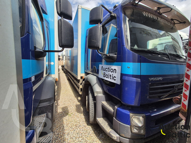 Volvo FL240 - Truk box: gambar 2 Volvo FL240 - Truk box: gambar 2