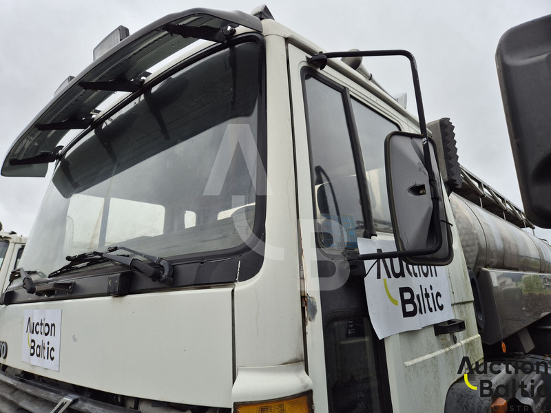 Volvo FL6 - Truk tangki: gambar 2 Volvo FL6 - Truk tangki: gambar 2
