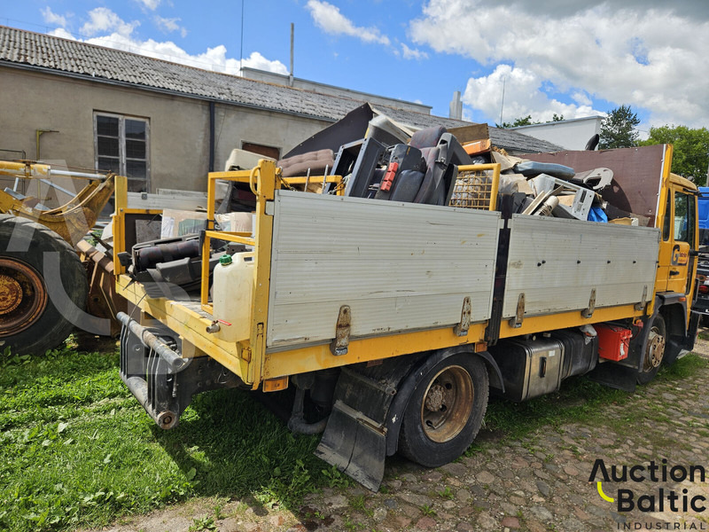 Volvo FL612 - Truk flatbed: gambar 3 Volvo FL612 - Truk flatbed: gambar 3