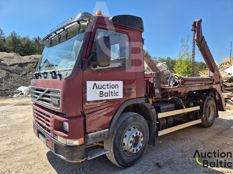 Volvo FM12 - Truk skip loader: gambar 1 Volvo FM12 - Truk skip loader: gambar 1