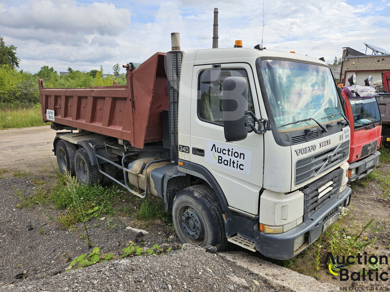 Volvo FM12 - Truk jungkit: gambar 2 Volvo FM12 - Truk jungkit: gambar 2