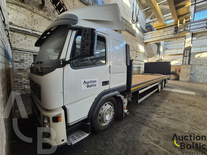 Volvo FM380 - Truk flatbed: gambar 2 Volvo FM380 - Truk flatbed: gambar 2