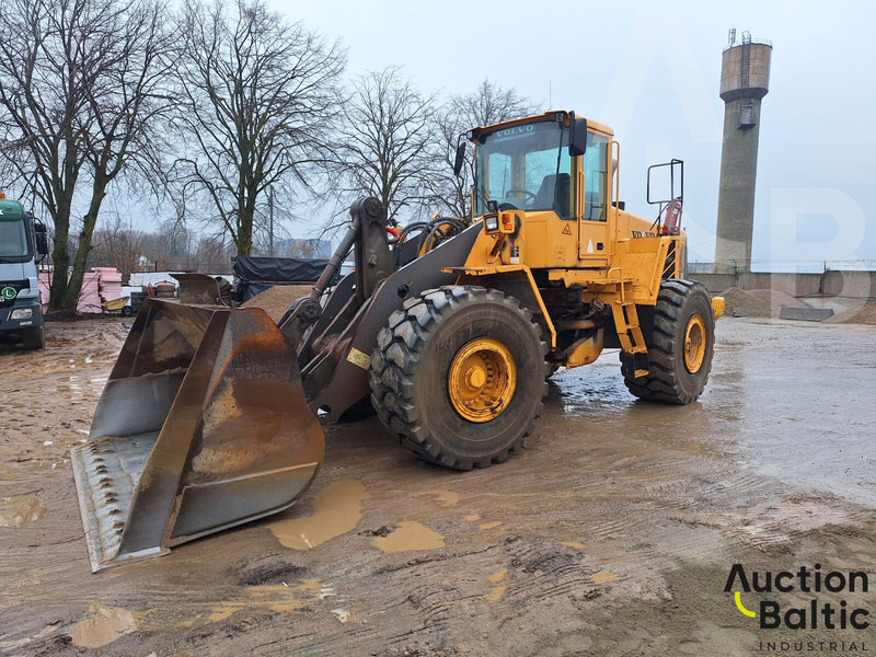 Volvo L 180 E - Wheel loader: gambar 1 Volvo L 180 E - Wheel loader: gambar 1