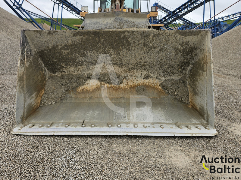 Volvo L 180 F - Wheel loader: gambar 5 Volvo L 180 F - Wheel loader: gambar 5