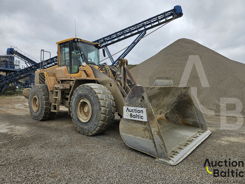 Volvo L 180 F - Wheel loader: gambar 1 Volvo L 180 F - Wheel loader: gambar 1