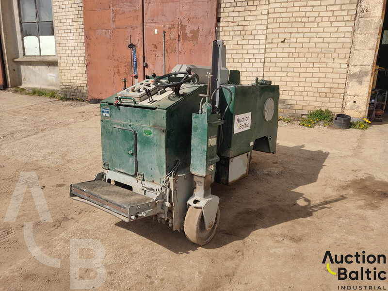 Wirtgen W350 - Mesin aspal: gambar 4 Wirtgen W350 - Mesin aspal: gambar 4