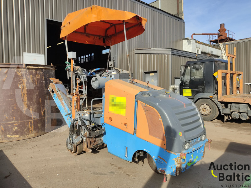 Wirtgen W35DC - Mesin aspal: gambar 1 Wirtgen W35DC - Mesin aspal: gambar 1