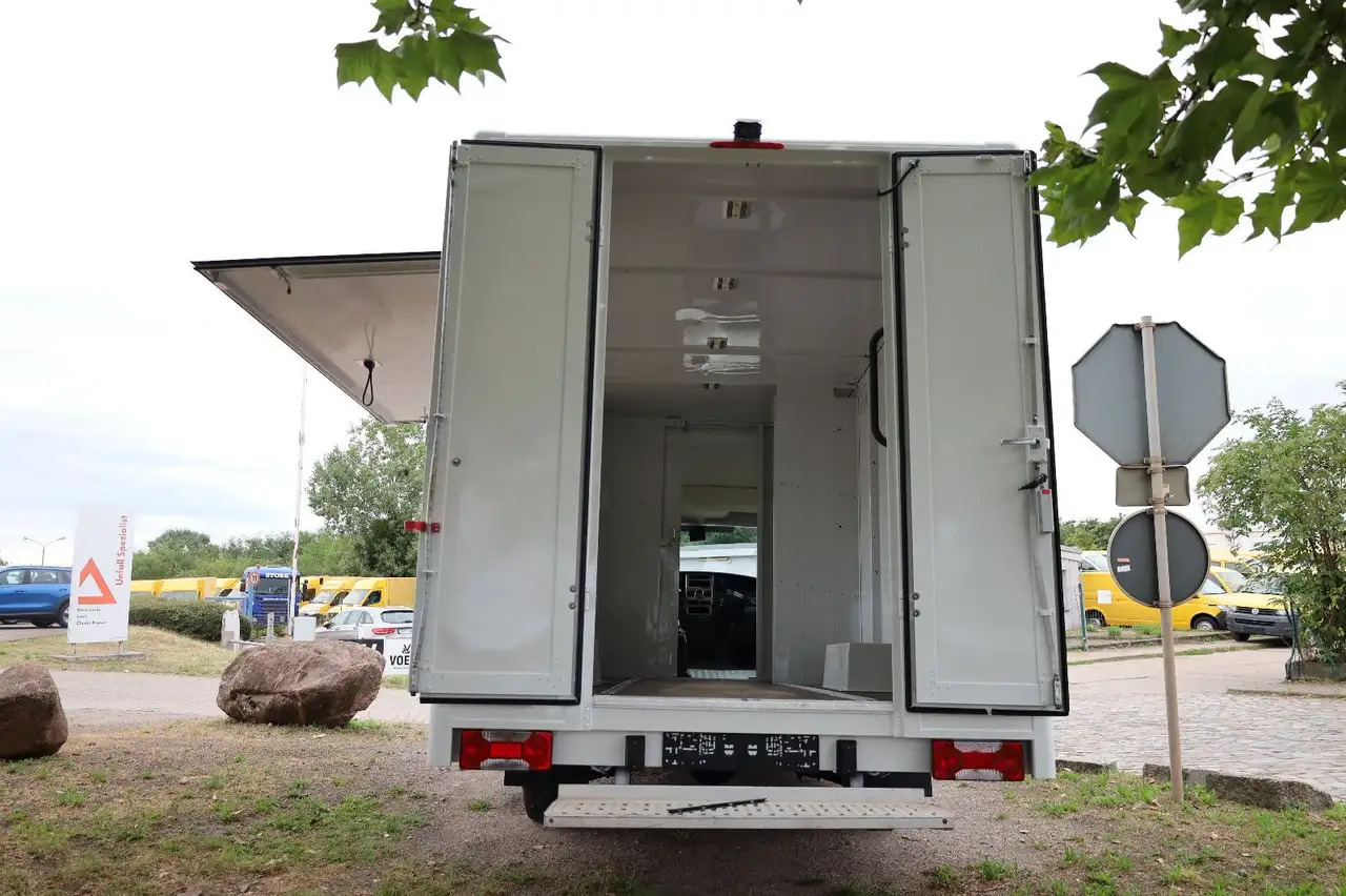 Iveco C30C/ FOODTRUCK/ Daily - Truk penjual: gambar 5 Iveco C30C/ FOODTRUCK/ Daily - Truk penjual: gambar 5