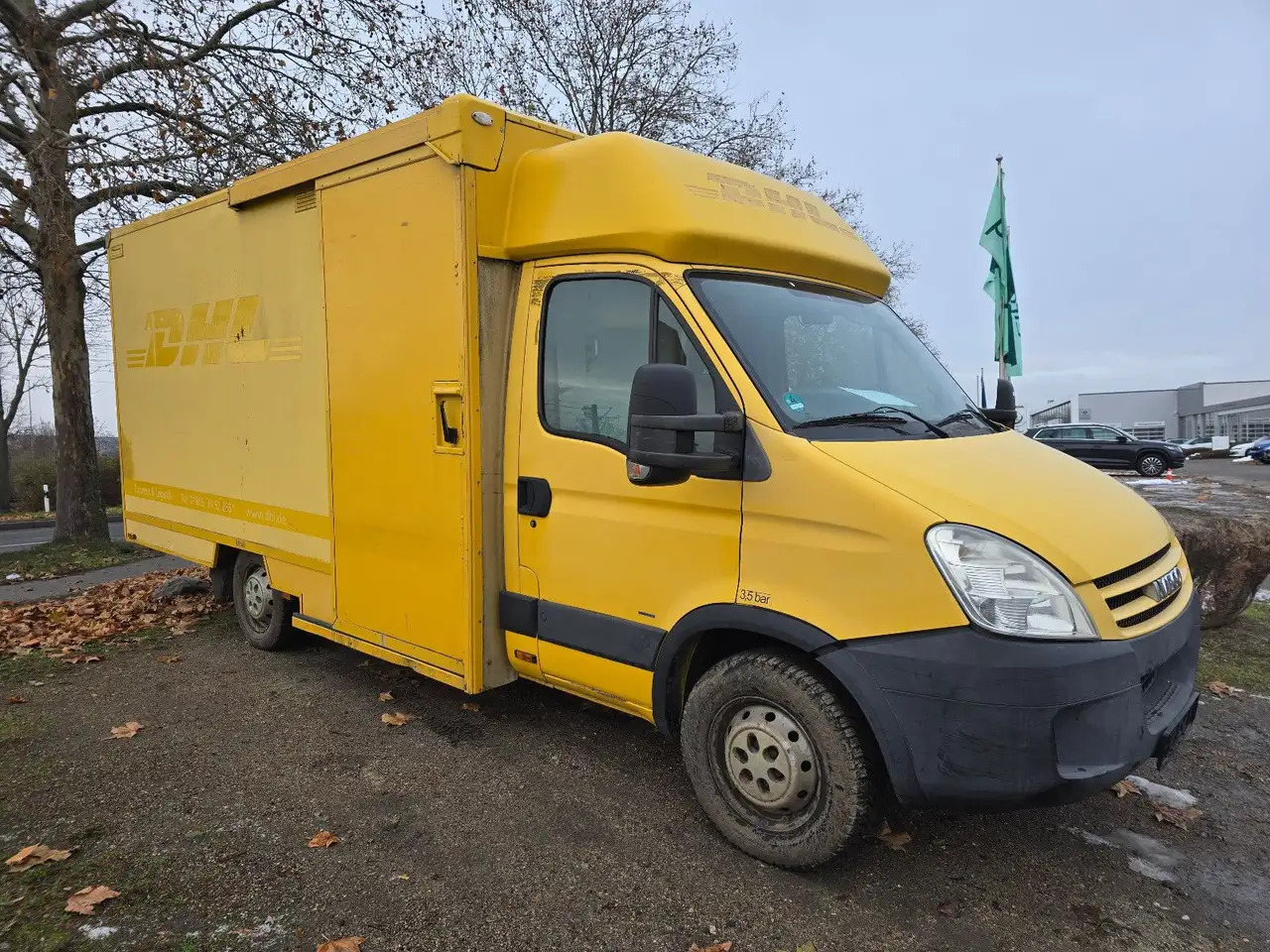 Iveco Daily/ Regalsystem/Luftfeder/1. Hand - Van box: gambar 1 Iveco Daily/ Regalsystem/Luftfeder/1. Hand - Van box: gambar 1