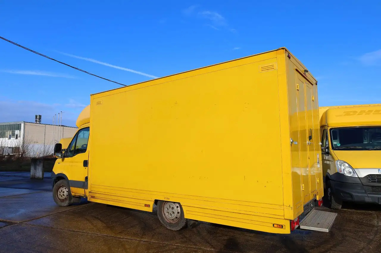 Iveco Daily/ Regalsystem/Luftfeder/1. Hand - Van box: gambar 3 Iveco Daily/ Regalsystem/Luftfeder/1. Hand - Van box: gambar 3