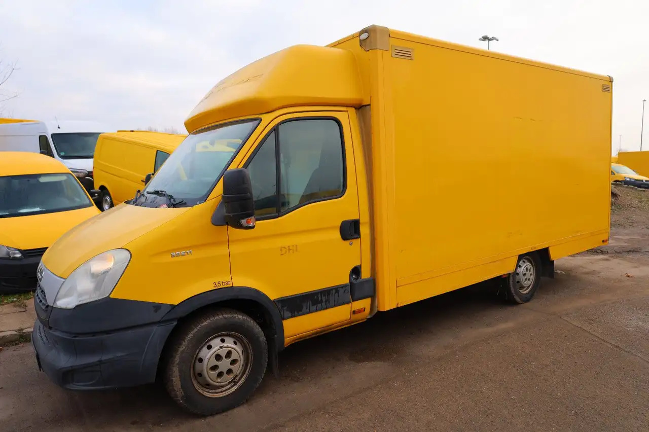 Iveco Daily/ Regalsystem/Luftfeder/1. Hand - Van box: gambar 1 Iveco Daily/ Regalsystem/Luftfeder/1. Hand - Van box: gambar 1