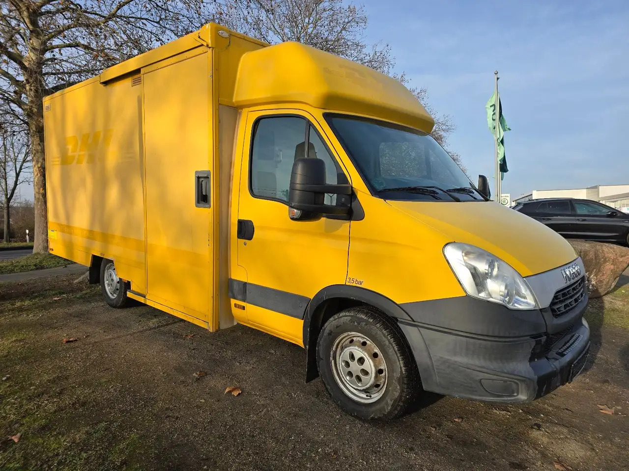 Iveco Daily/ Regalsystem/Luftfeder/1. Hand - Van box: gambar 2 Iveco Daily/ Regalsystem/Luftfeder/1. Hand - Van box: gambar 2