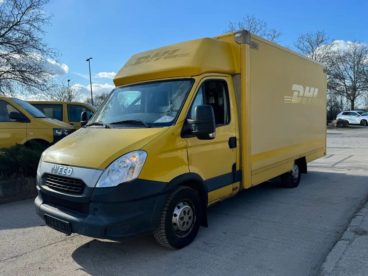 Iveco Daily/ Regalsystem/Luftfeder/1. Hand - Van box: gambar 2 Iveco Daily/ Regalsystem/Luftfeder/1. Hand - Van box: gambar 2
