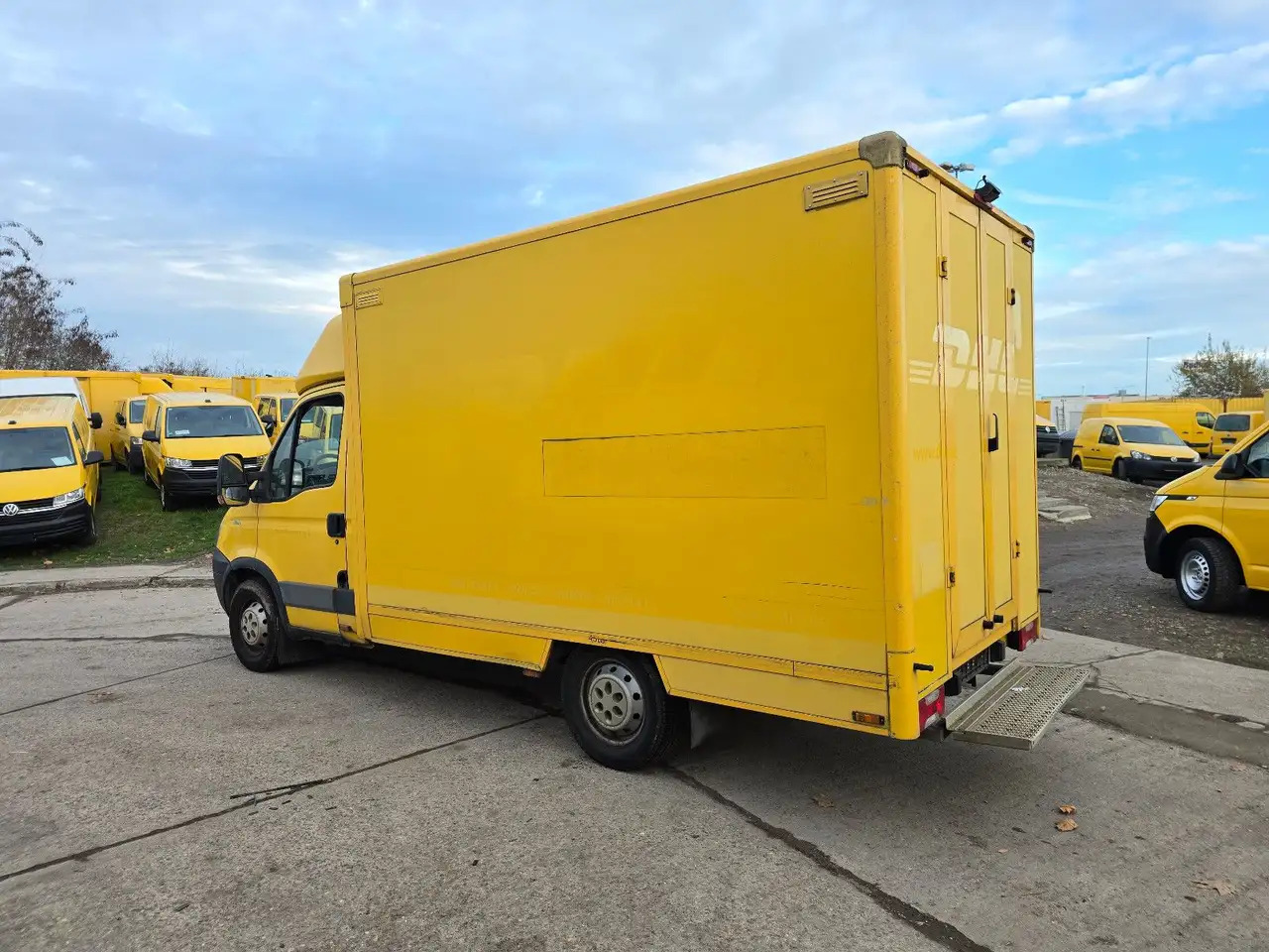 Iveco /Regalsystem/Luftfeder/KURZ/1. Hand - Mobil: gambar 3 Iveco /Regalsystem/Luftfeder/KURZ/1. Hand - Mobil: gambar 3