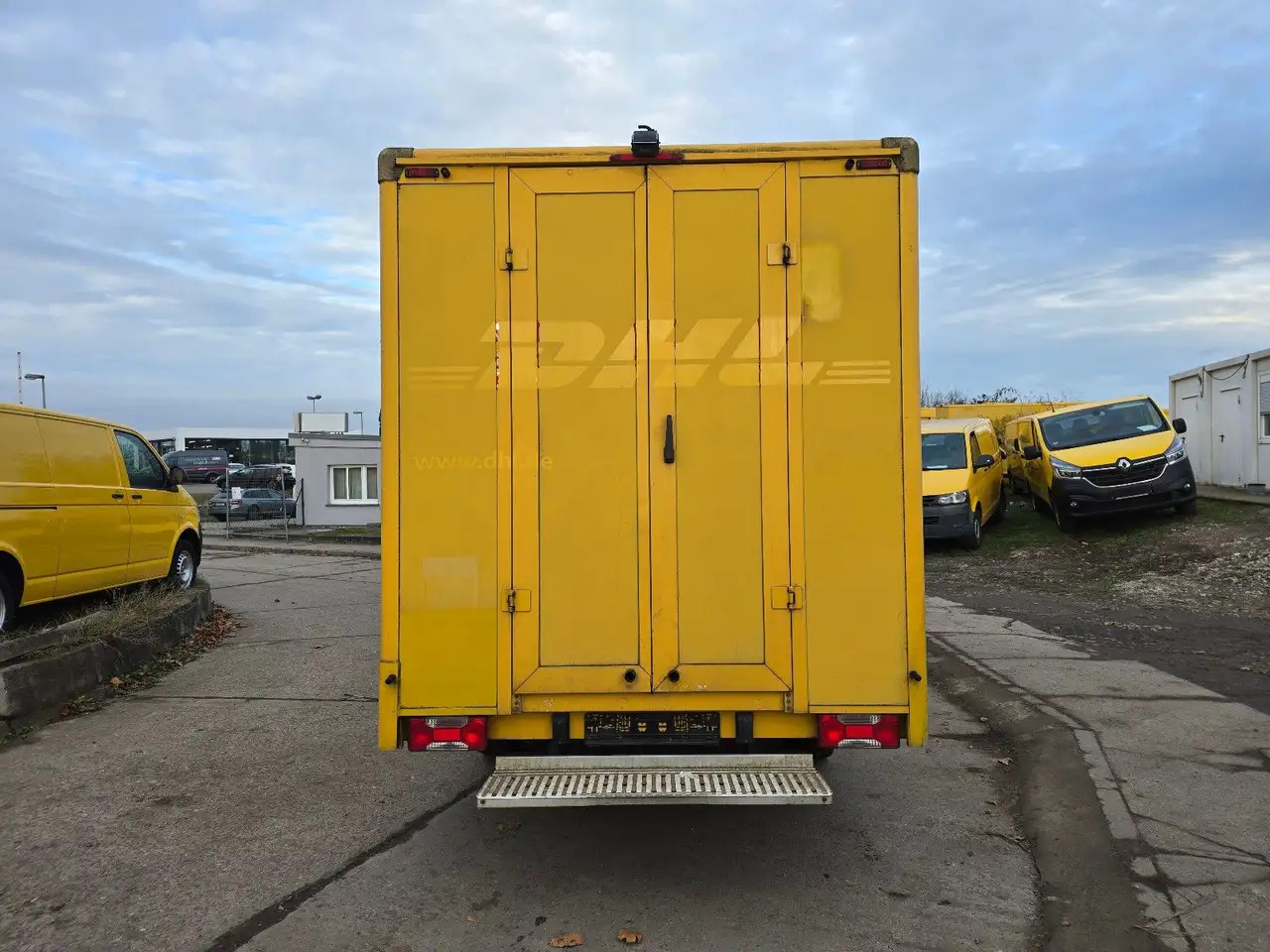 Iveco /Regalsystem/Luftfeder/KURZ/1. Hand - Mobil: gambar 5 Iveco /Regalsystem/Luftfeder/KURZ/1. Hand - Mobil: gambar 5