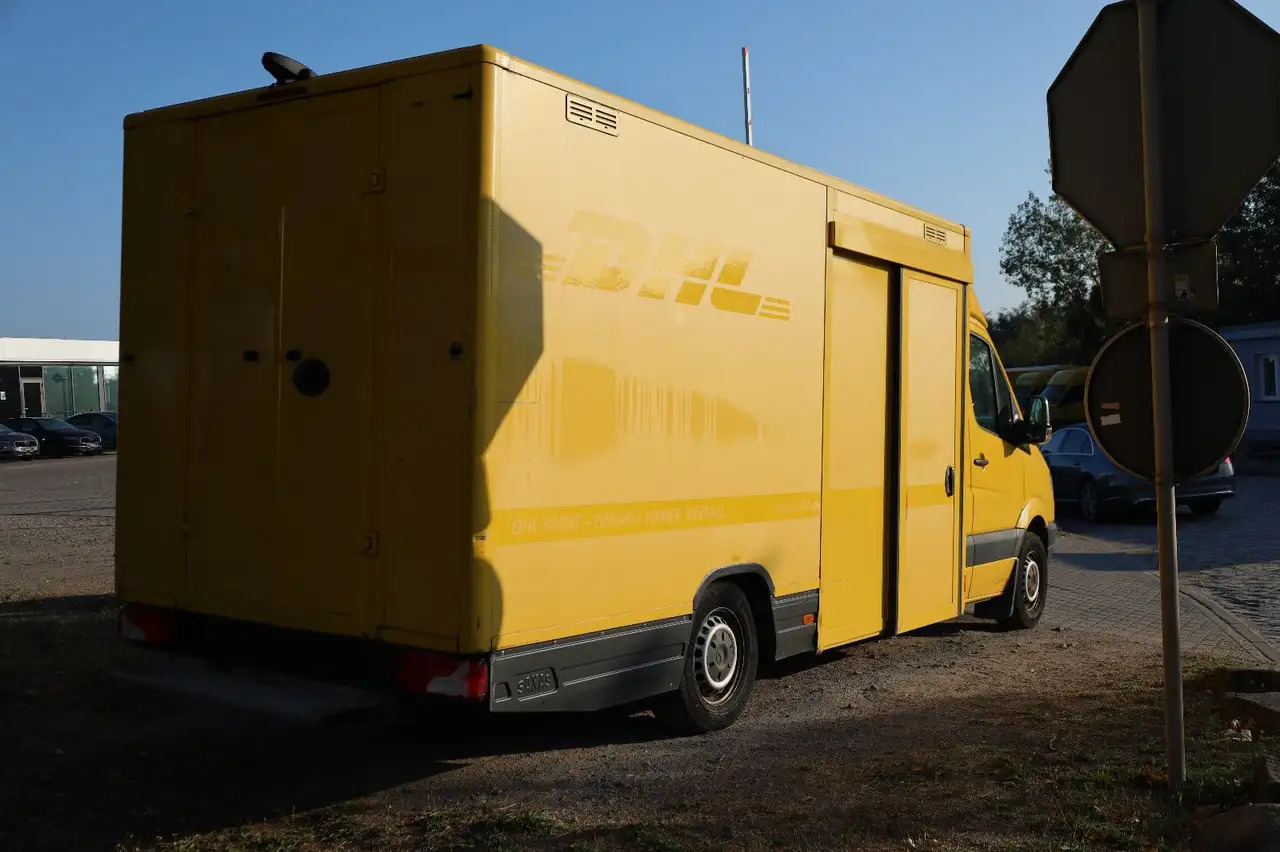 Mercedes-Benz Sprinter II Pritsche/ Koffer/Regalsystem - Van box: gambar 5 Mercedes-Benz Sprinter II Pritsche/ Koffer/Regalsystem - Van box: gambar 5