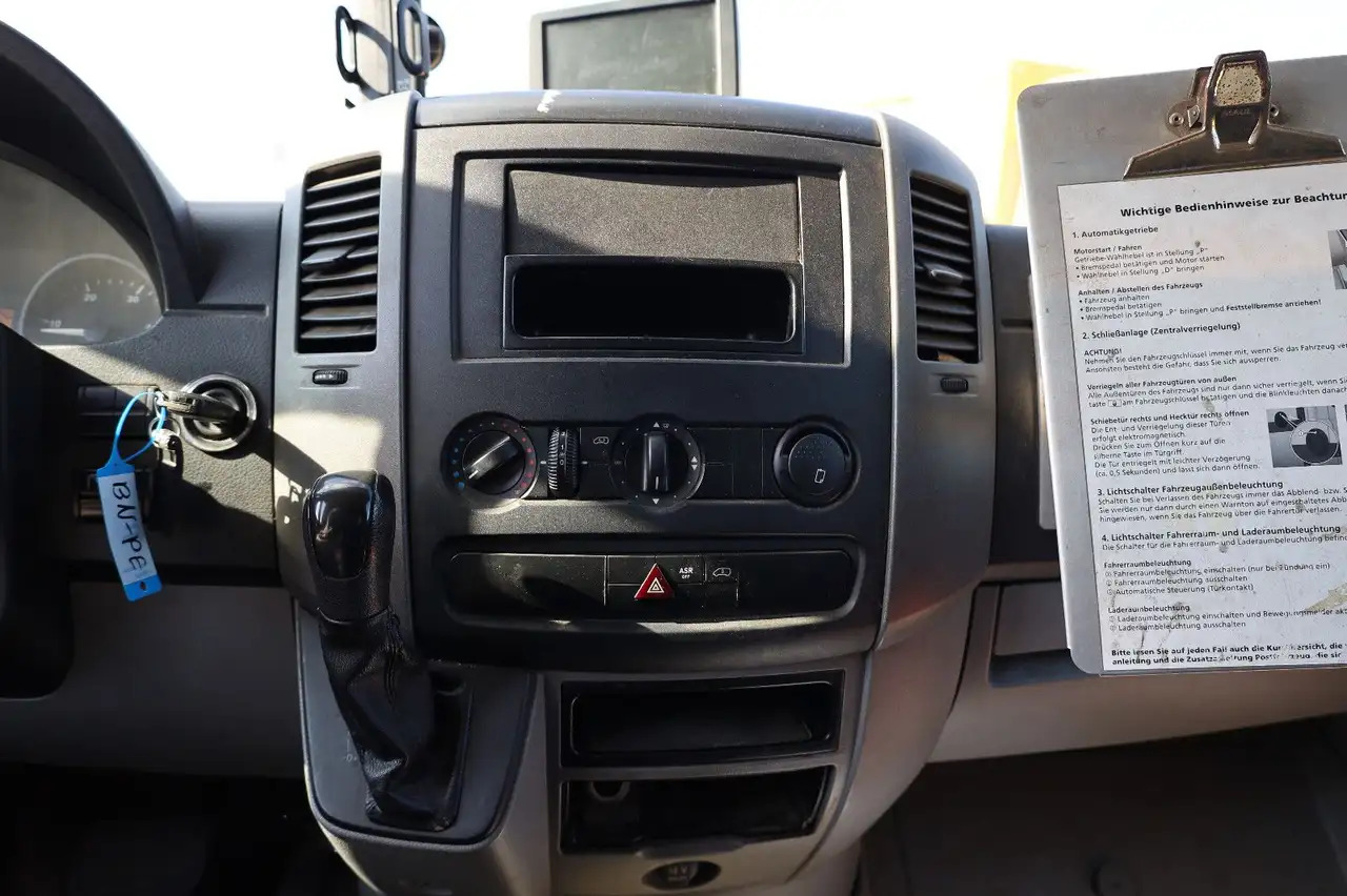 Van box Mercedes-Benz Sprinter II Pritsche/ Koffer/Regalsystem: gambar 9