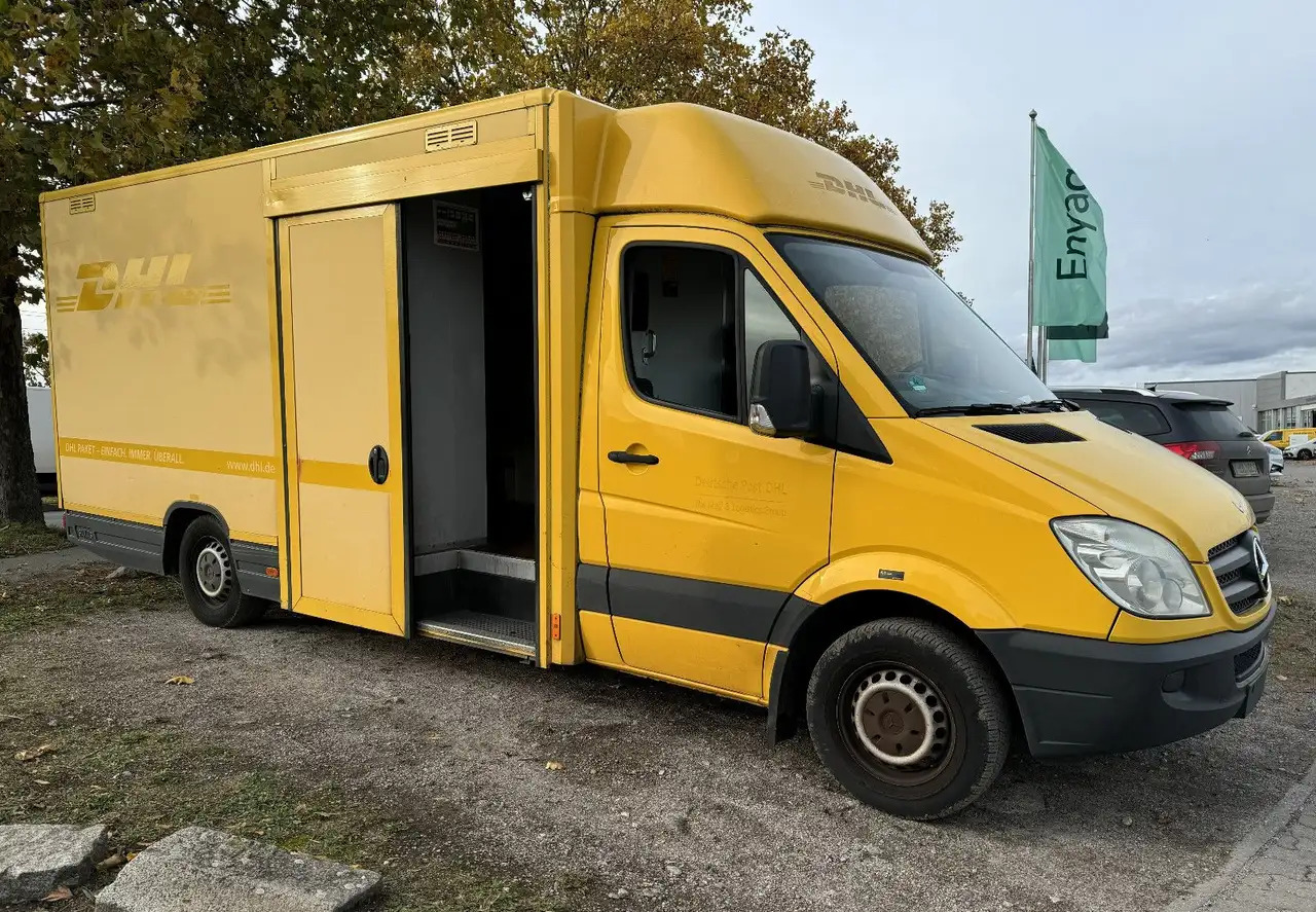 Mercedes-Benz Sprinter II Pritsche/ Koffer/Regalsystem - Van box: gambar 5 Mercedes-Benz Sprinter II Pritsche/ Koffer/Regalsystem - Van box: gambar 5