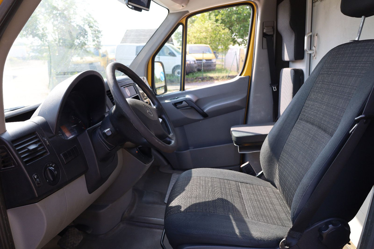 Mercedes-Benz Sprinter/Koffer/Regalsystem/ EU5/ 1. Hand - Van penumpang: gambar 3 Mercedes-Benz Sprinter/Koffer/Regalsystem/ EU5/ 1. Hand - Van penumpang: gambar 3