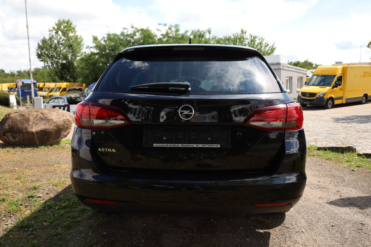 Opel Astra K Sports Tourer Business Start/Stop - Mobil: gambar 4 Opel Astra K Sports Tourer Business Start/Stop - Mobil: gambar 4