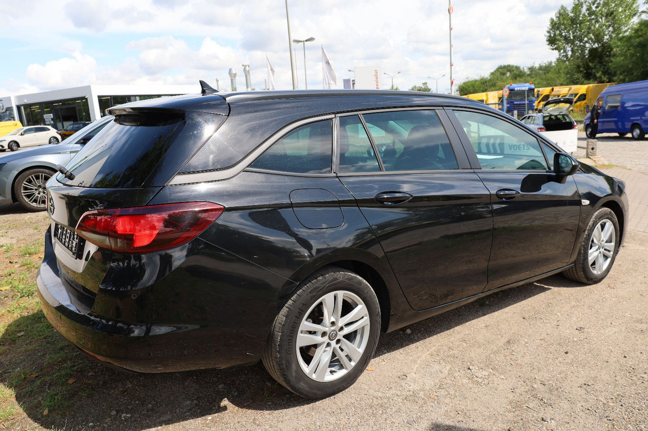 Opel Astra K Sports Tourer Business Start/Stop - Mobil: gambar 3 Opel Astra K Sports Tourer Business Start/Stop - Mobil: gambar 3