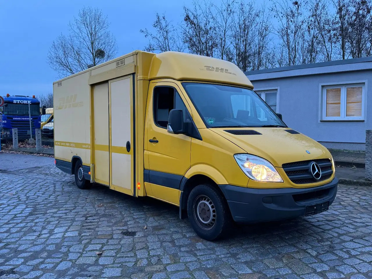 Mercedes-Benz Sprinter II Pritsche/ Koffer/Regalsystem - Peralatan lainnya: gambar 2 Mercedes-Benz Sprinter II Pritsche/ Koffer/Regalsystem - Peralatan lainnya: gambar 2