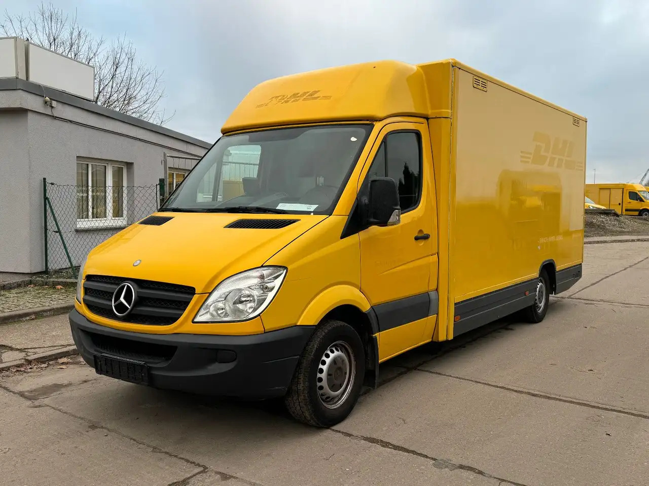 Mercedes-Benz Sprinter II Pritsche/ Koffer/Regalsystem - Peralatan lainnya: gambar 2 Mercedes-Benz Sprinter II Pritsche/ Koffer/Regalsystem - Peralatan lainnya: gambar 2