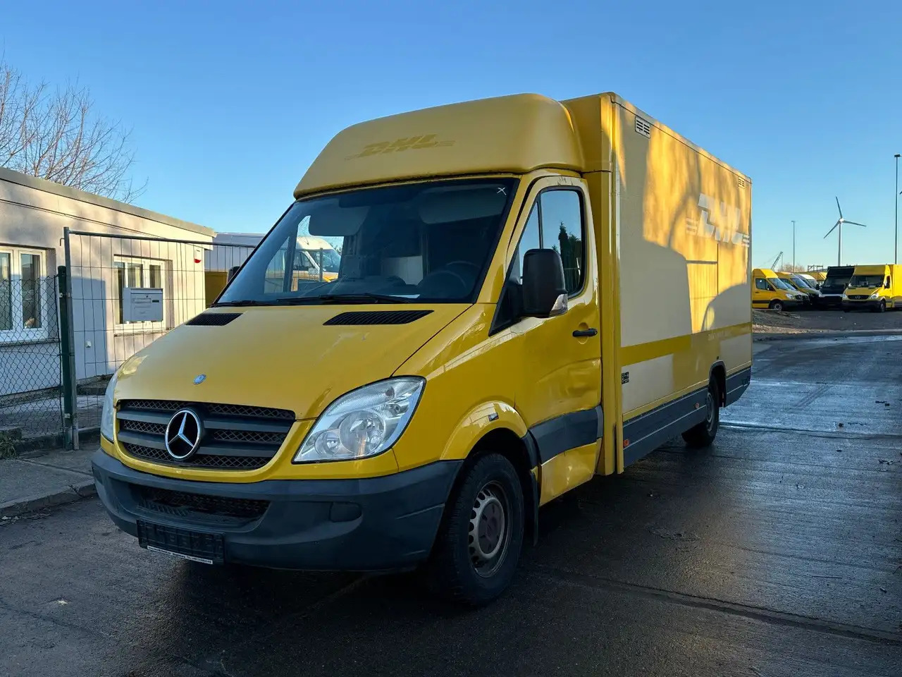 Mercedes-Benz Sprinter II Pritsche/ Koffer/Regalsystem - Peralatan lainnya: gambar 2 Mercedes-Benz Sprinter II Pritsche/ Koffer/Regalsystem - Peralatan lainnya: gambar 2