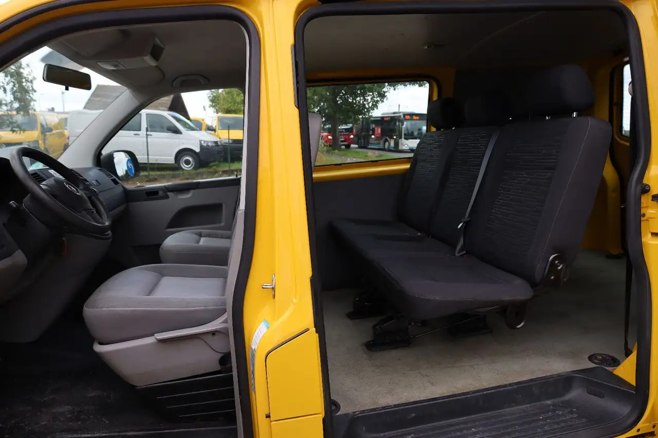 Volkswagen T5 Transporter Kasten-Kombi 2.0 TDI/EU5/5-Sitze - Van kombi: gambar 2 Volkswagen T5 Transporter Kasten-Kombi 2.0 TDI/EU5/5-Sitze - Van kombi: gambar 2
