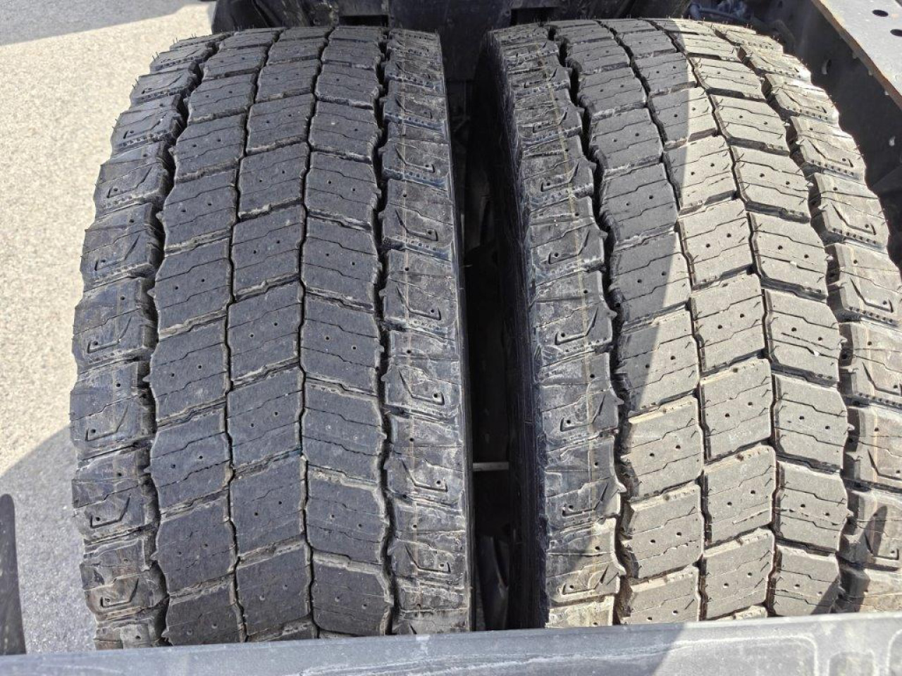 IVECO S-Way AS440S46T/P2LNG Euro6 Intarder Klima - Tractor head: gambar 5 IVECO S-Way AS440S46T/P2LNG Euro6 Intarder Klima - Tractor head: gambar 5