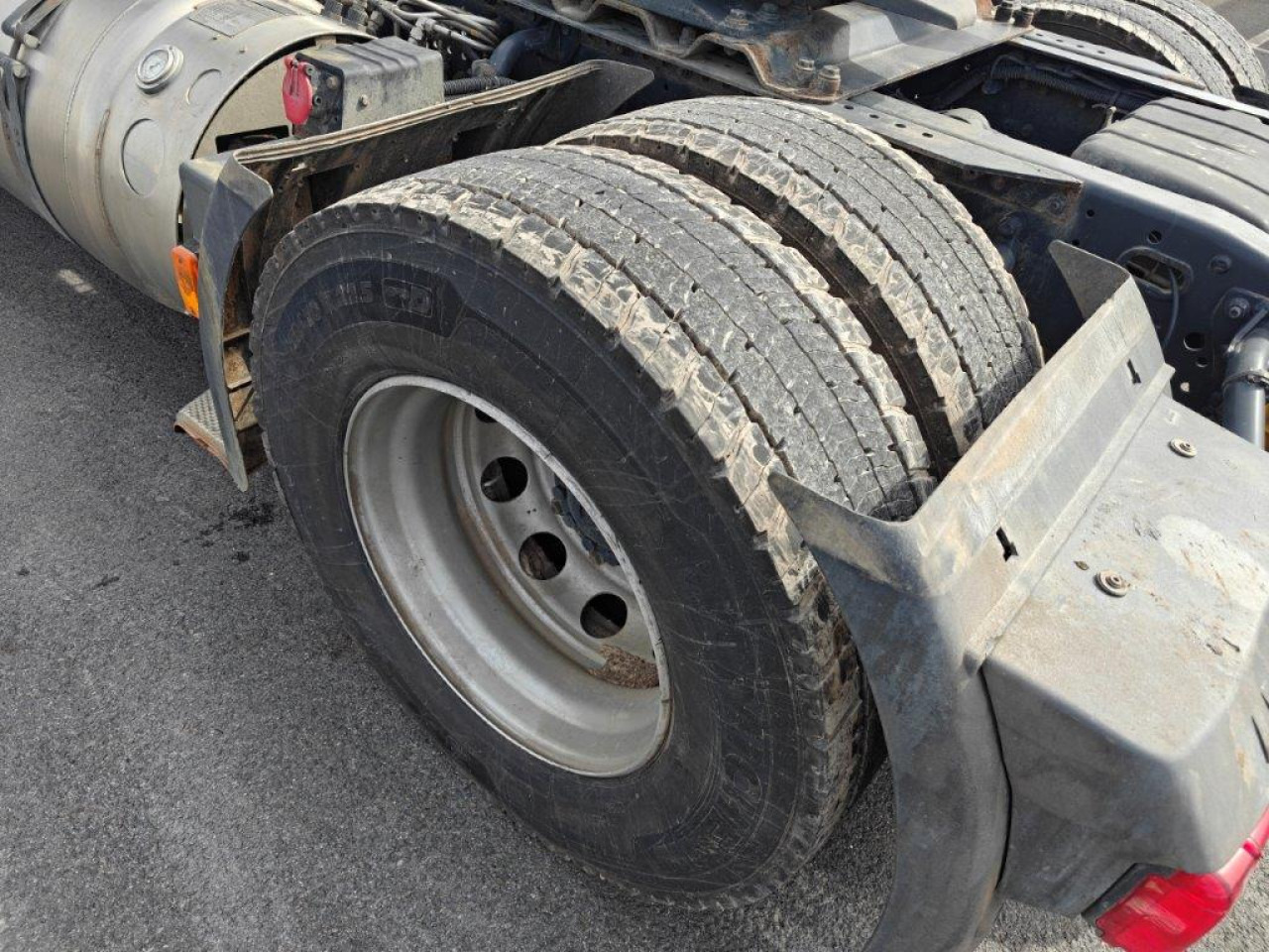 IVECO Stralis AS440S46T/PLNG Intarder Klima Luftfeder ZV - Tractor head: gambar 4 IVECO Stralis AS440S46T/PLNG Intarder Klima Luftfeder ZV - Tractor head: gambar 4