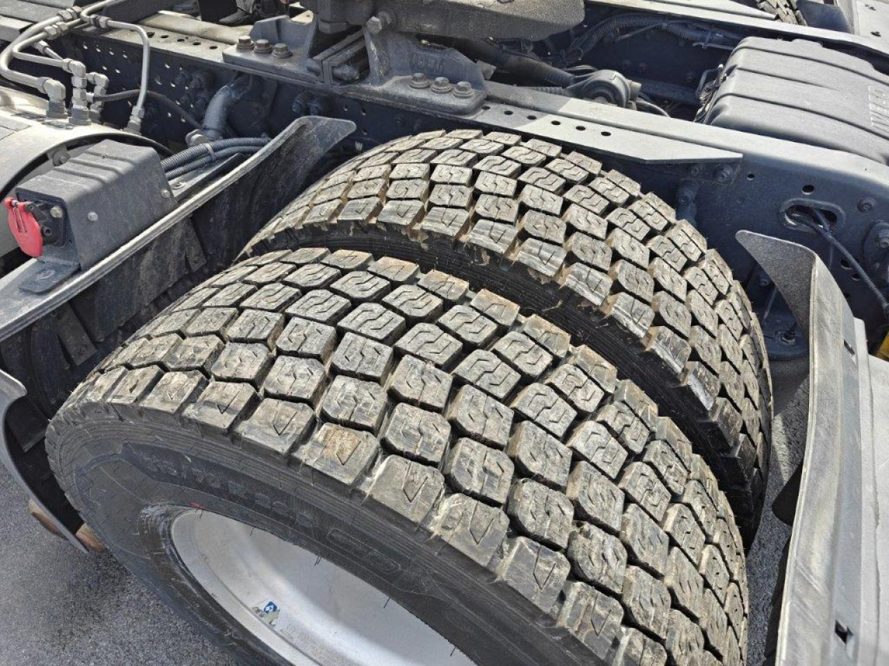 IVECO Stralis AS440S46T/PLNG Intarder Klima Luftfeder ZV - Tractor head: gambar 3 IVECO Stralis AS440S46T/PLNG Intarder Klima Luftfeder ZV - Tractor head: gambar 3