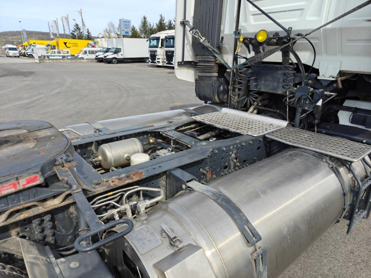 IVECO Stralis AS440S46T/PLNG Intarder Klima Luftfeder ZV - Tractor head: gambar 3 IVECO Stralis AS440S46T/PLNG Intarder Klima Luftfeder ZV - Tractor head: gambar 3