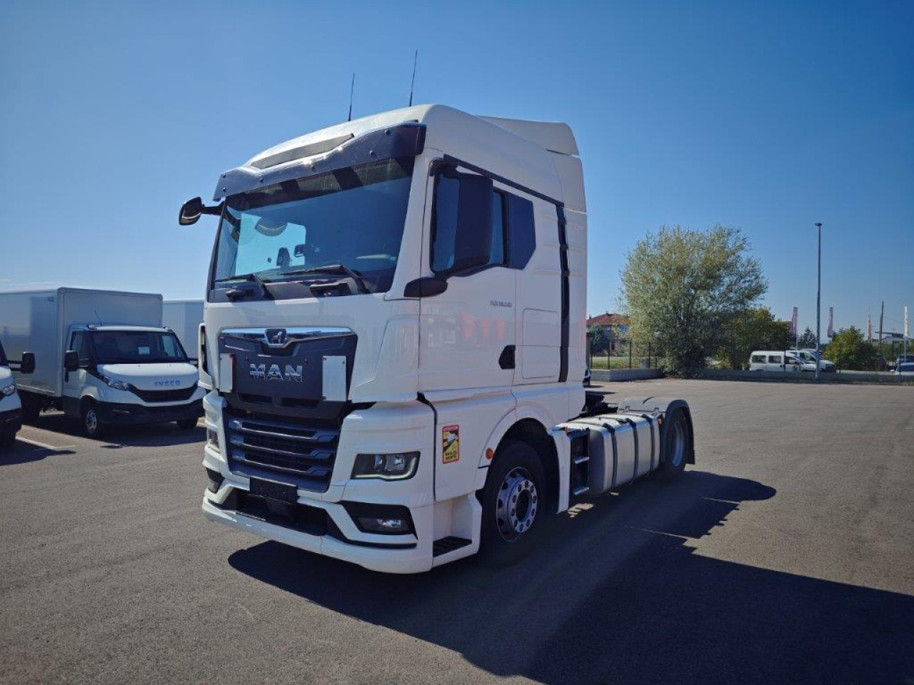 MAN TGX185104x2BLSA Euro6 Luftfeder - Tractor head: gambar 1 MAN TGX185104x2BLSA Euro6 Luftfeder - Tractor head: gambar 1