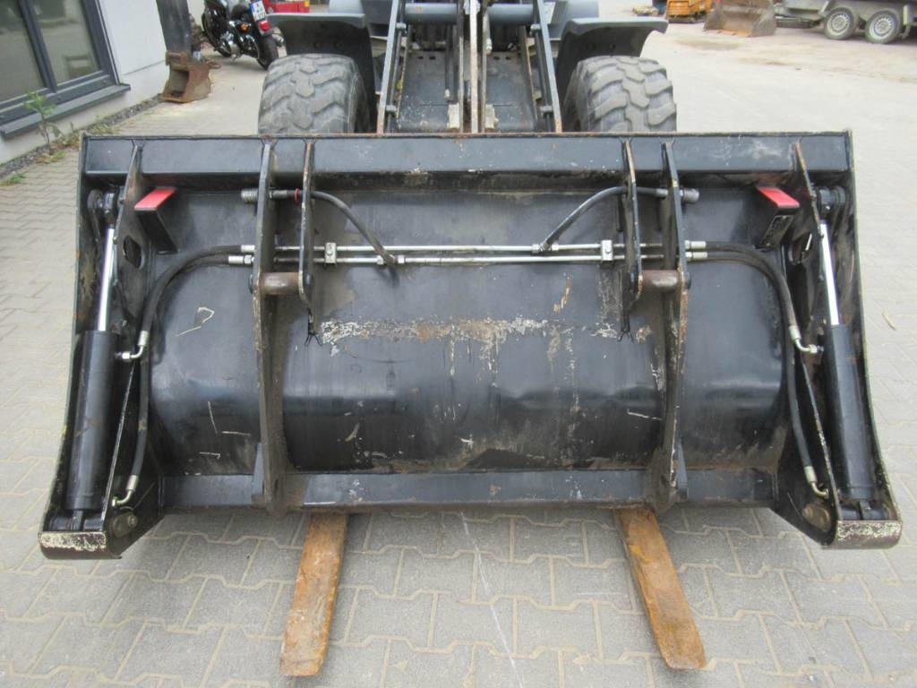 Terex TL 80 AS - Wheel loader: gambar 4 Terex TL 80 AS - Wheel loader: gambar 4