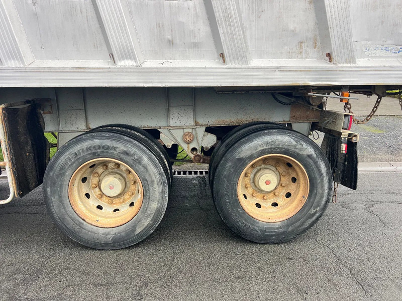 Kaiser Tipper**Full STEEL*SAF AXLE*WORKING GOOD - Semi-trailer jungkit: gambar 5 Kaiser Tipper**Full STEEL*SAF AXLE*WORKING GOOD - Semi-trailer jungkit: gambar 5
