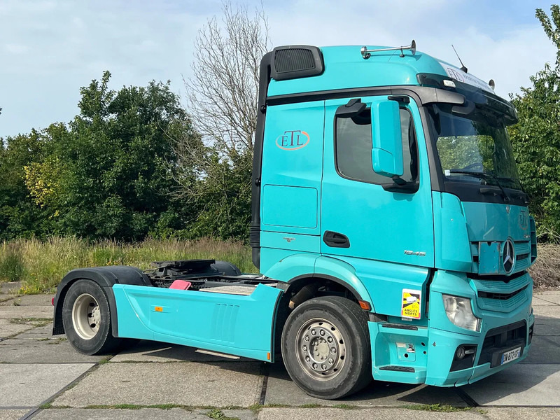 Mercedes-Benz Actros 1845 ADR FL-AT-OX***635000km***Actros 1845 - Tractor head: gambar 3 Mercedes-Benz Actros 1845 ADR FL-AT-OX***635000km***Actros 1845 - Tractor head: gambar 3