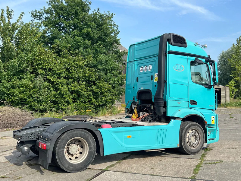 Mercedes-Benz Actros 1845 ADR FL-AT-OX***635000km***Actros 1845 - Tractor head: gambar 2 Mercedes-Benz Actros 1845 ADR FL-AT-OX***635000km***Actros 1845 - Tractor head: gambar 2