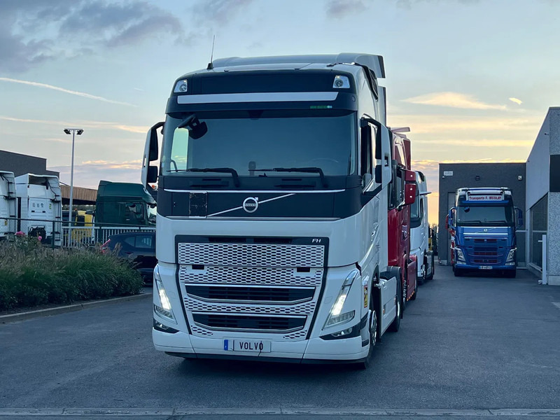 Volvo FH 500 2023**Park cool**FH500 2023 486.000km** - Tractor head: gambar 2 Volvo FH 500 2023**Park cool**FH500 2023 486.000km** - Tractor head: gambar 2
