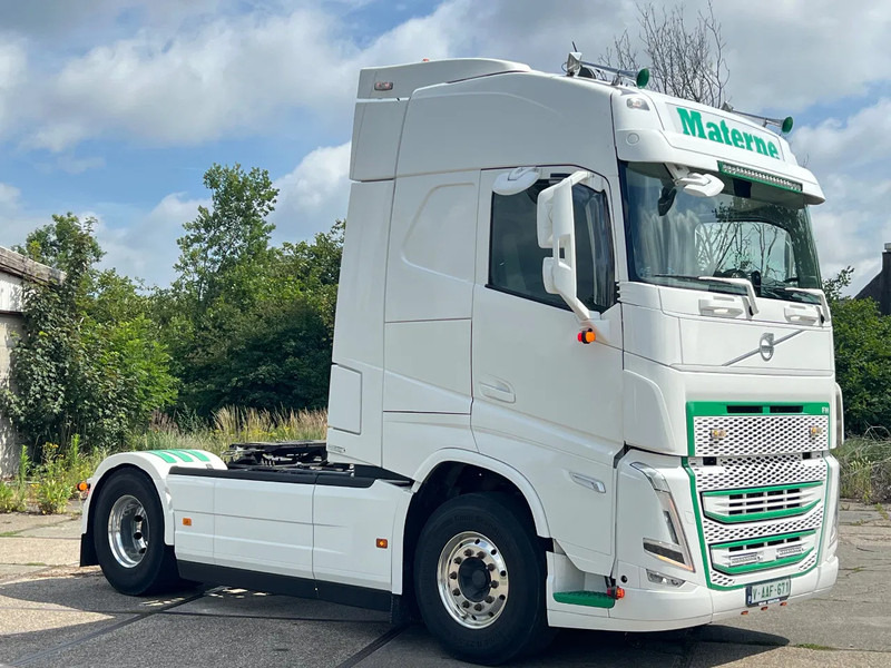 Volvo FH 500 VDS STEERING***PTO POMP***Full Air***FH500 euro6 - Tractor head: gambar 5 Volvo FH 500 VDS STEERING***PTO POMP***Full Air***FH500 euro6 - Tractor head: gambar 5