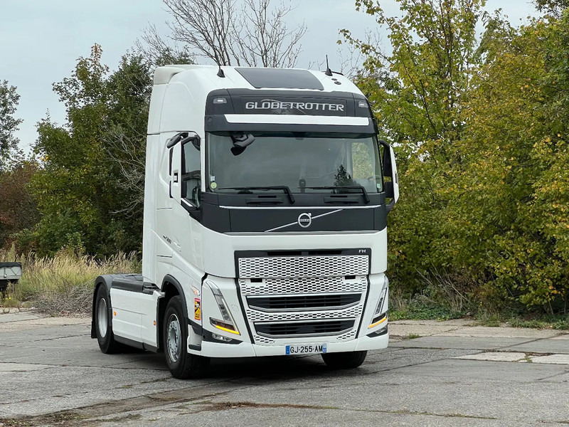 Volvo FH 500 XL CAB**FH500 XL**553.000km**I PARKCOOL** - Tractor head: gambar 1 Volvo FH 500 XL CAB**FH500 XL**553.000km**I PARKCOOL** - Tractor head: gambar 1