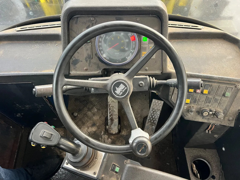 Bulldozer Volvo BM6300: gambar 10