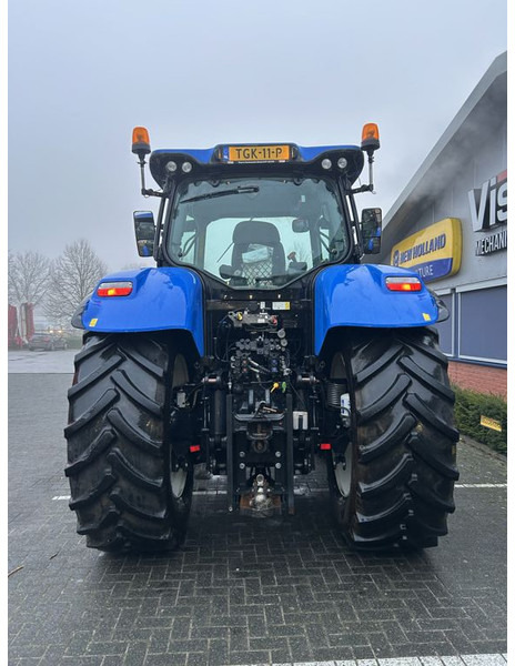 Traktor New Holland New Holland T7.215S: gambar 6 Traktor New Holland New Holland T7.215S: gambar 6