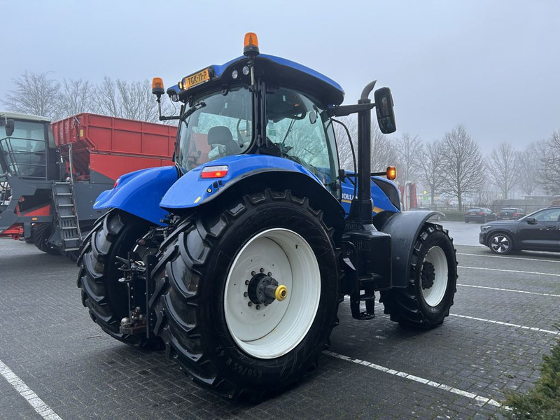 Traktor New Holland New Holland T7.215S: gambar 10 Traktor New Holland New Holland T7.215S: gambar 10
