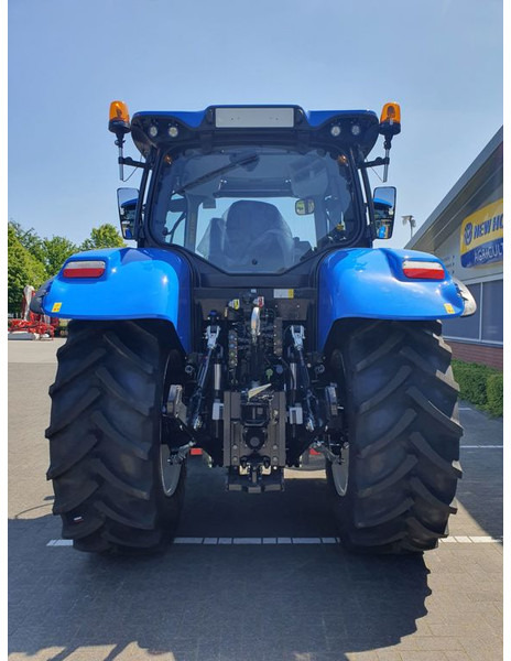 New Holland T6.180 DC - Traktor: gambar 4 New Holland T6.180 DC - Traktor: gambar 4