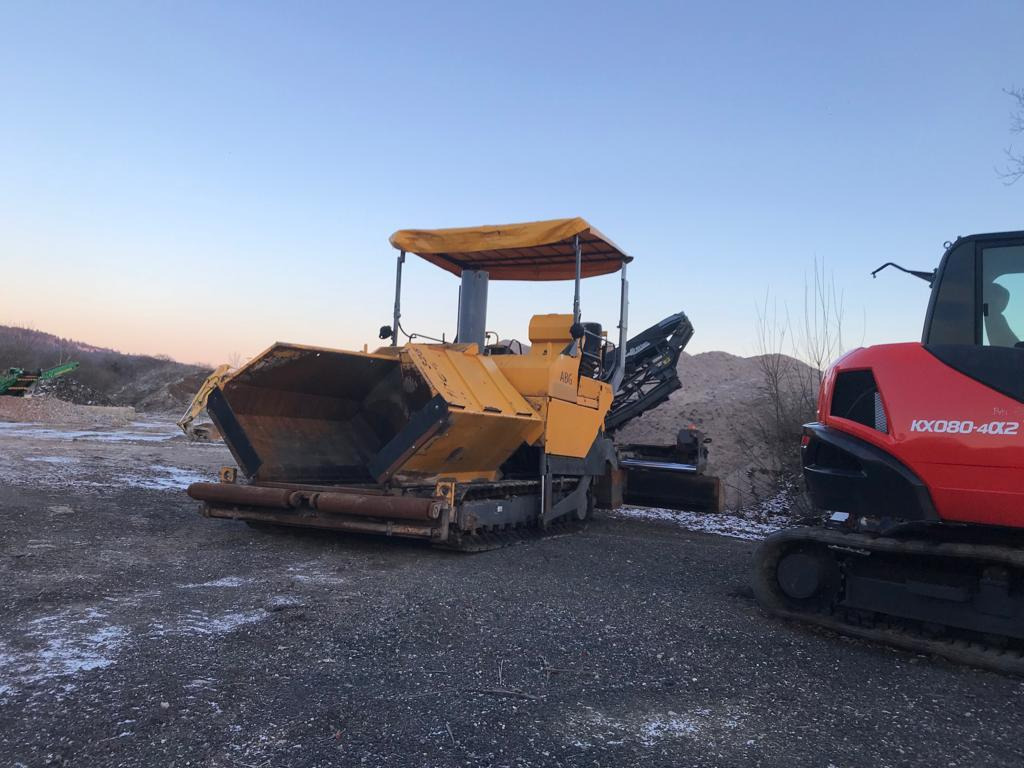 ABG TITAN 325 and runs and runs - Paver aspal: gambar 1 ABG TITAN 325 and runs and runs - Paver aspal: gambar 1