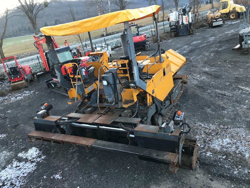 ABG TITAN 325 and runs and runs - Paver aspal: gambar 2 ABG TITAN 325 and runs and runs - Paver aspal: gambar 2