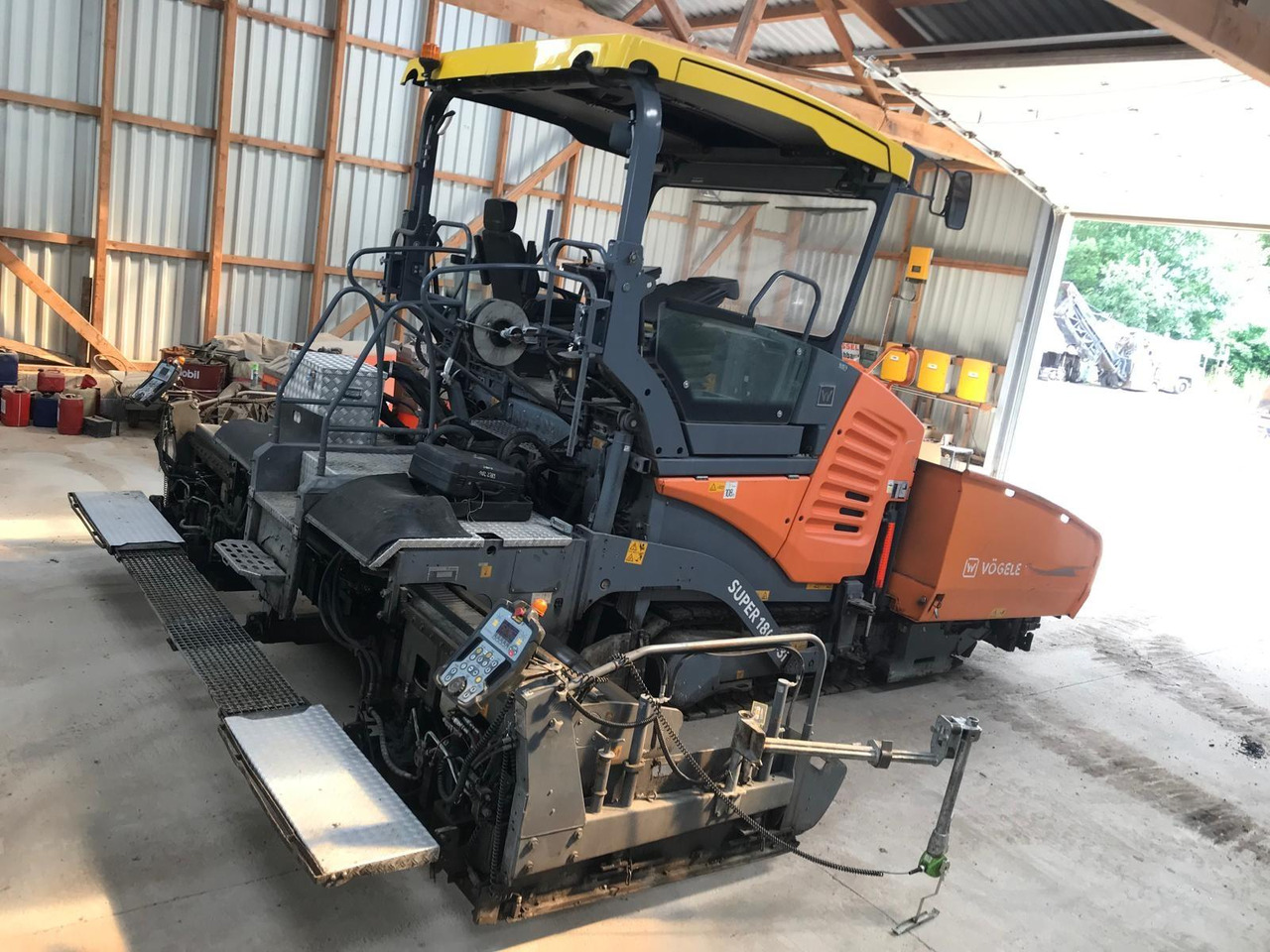 Paver aspal Vögele SUPER 1800-3i: gambar 19