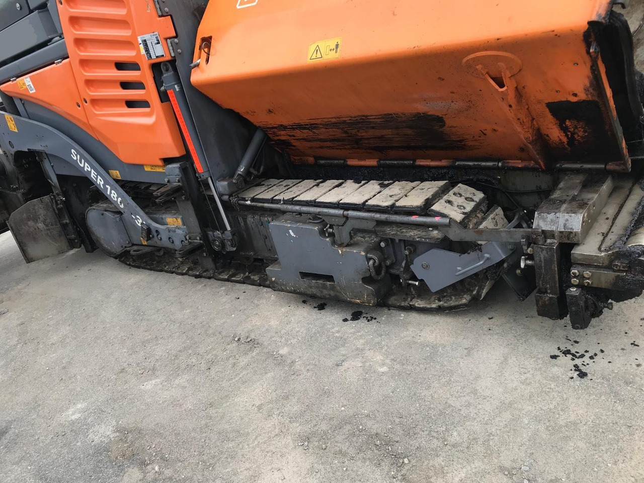 Paver aspal Vögele SUPER 1800-3i: gambar 13